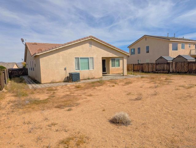 13254 High Mesa, Victorville, CA 92395