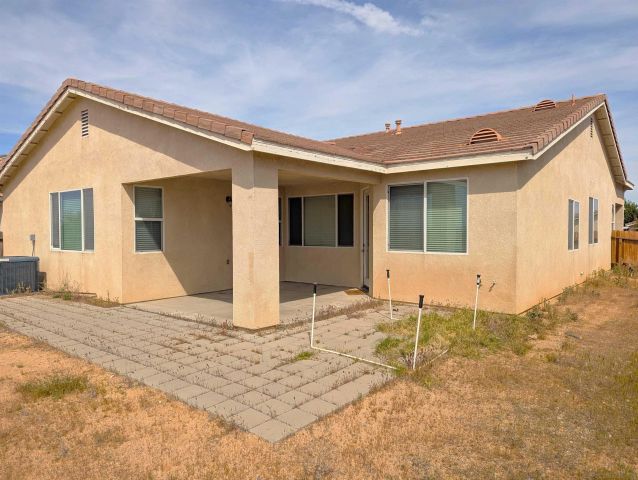 13254 High Mesa, Victorville, CA 92395