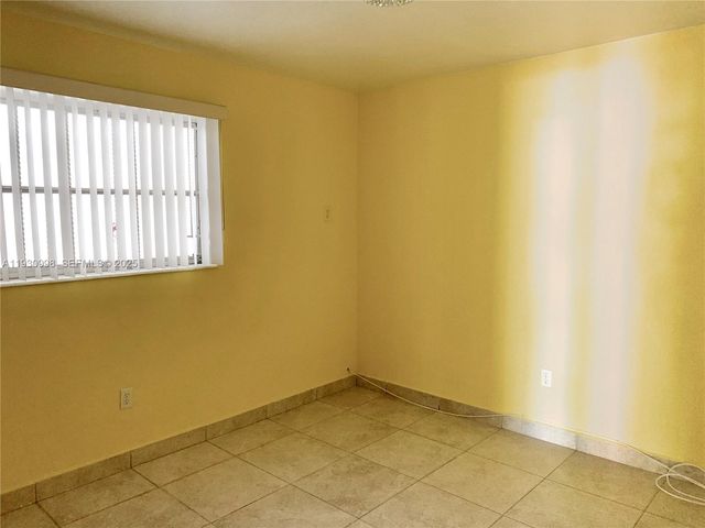 2814 SW 7th St 2814, Miami, FL 33135