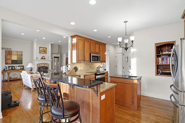 3406 RIDGEVIEW DR, Columbia, MO 65203