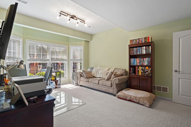 3406 RIDGEVIEW DR, Columbia, MO 65203