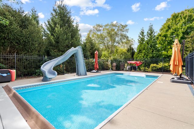 3406 RIDGEVIEW DR, Columbia, MO 65203