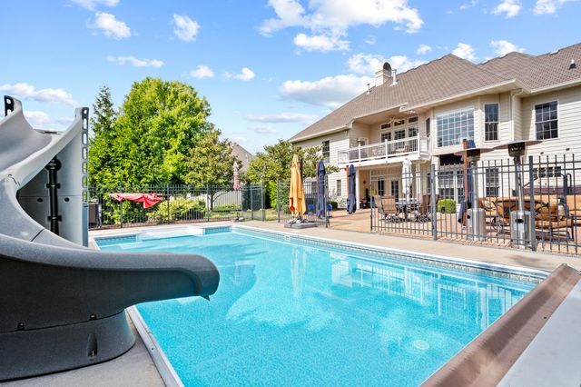 3406 RIDGEVIEW DR, Columbia, MO 65203