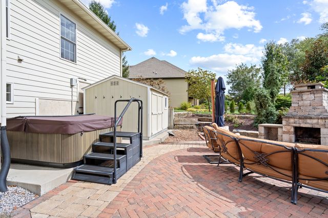 3406 RIDGEVIEW DR, Columbia, MO 65203