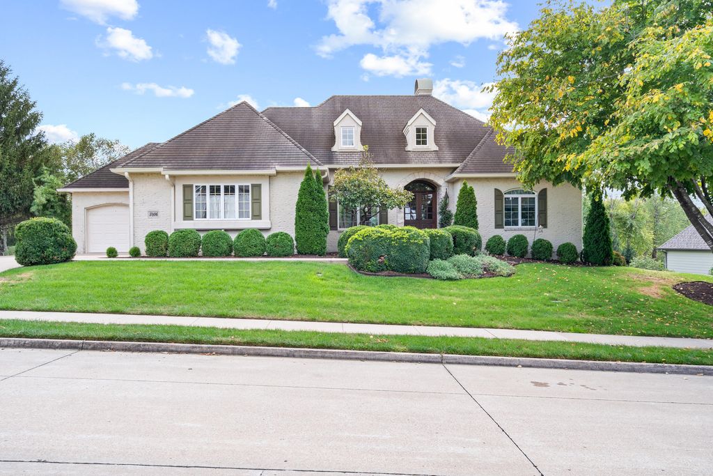 3406 RIDGEVIEW DR, Columbia, MO 65203