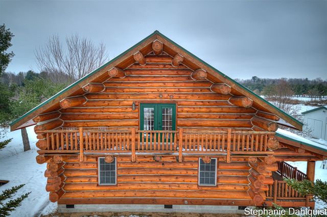 2077 E Bard, Muskegon, MI 49445