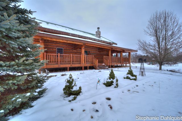 2077 E Bard, Muskegon, MI 49445