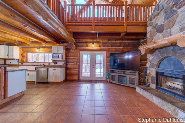 2077 E Bard, Muskegon, MI 49445