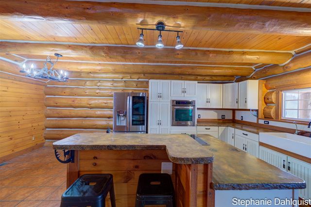 2077 E Bard, Muskegon, MI 49445