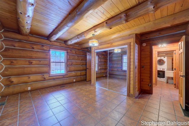 2077 E Bard, Muskegon, MI 49445