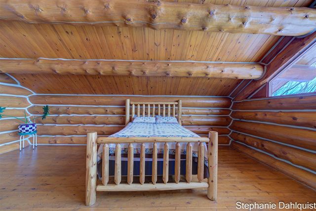 2077 E Bard, Muskegon, MI 49445