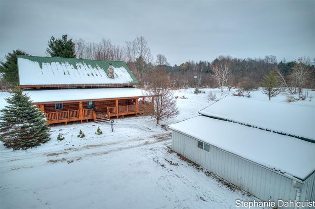 2077 E Bard, Muskegon, MI 49445