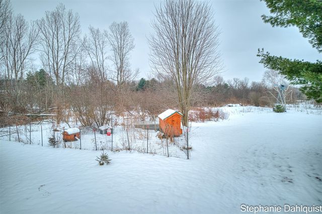 2077 E Bard, Muskegon, MI 49445