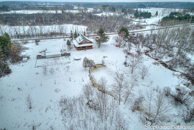 2077 E Bard, Muskegon, MI 49445