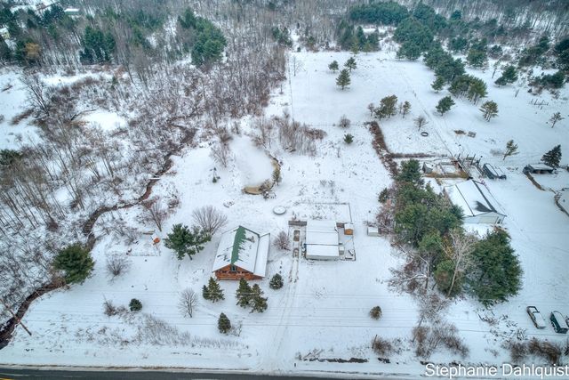 2077 E Bard, Muskegon, MI 49445