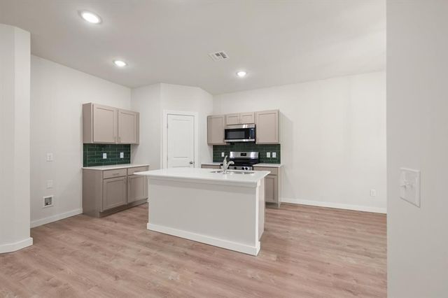 7331 S Douglas, Guthrie, OK 73044