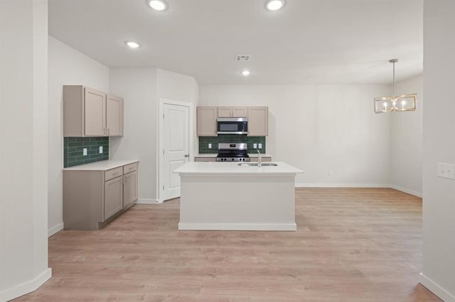 7331 S Douglas, Guthrie, OK 73044