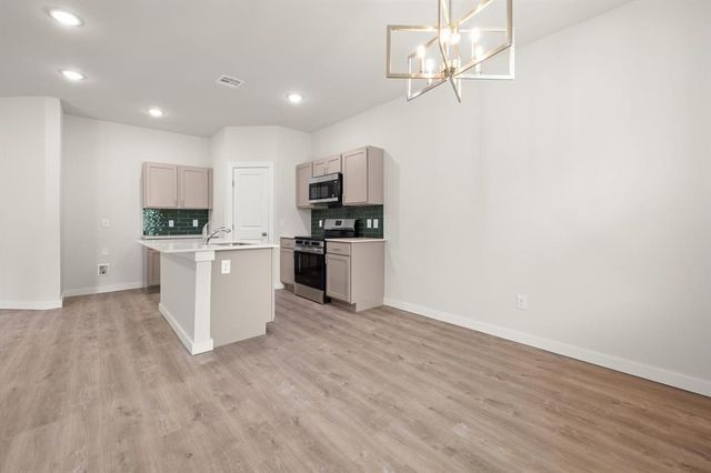 7331 S Douglas, Guthrie, OK 73044
