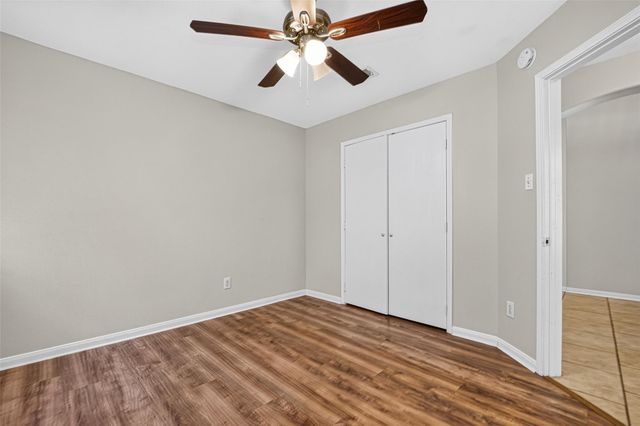 422 Brushy Glen Drive, Houston, TX 77073
