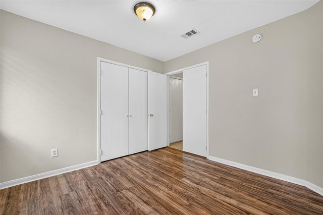 422 Brushy Glen Drive, Houston, TX 77073