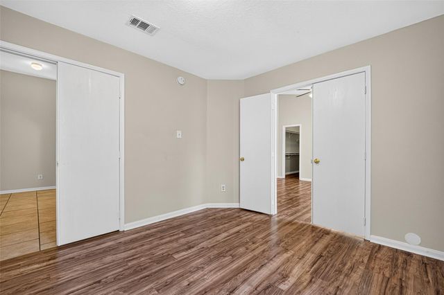 422 Brushy Glen Drive, Houston, TX 77073