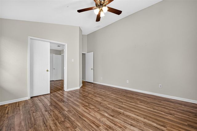 422 Brushy Glen Drive, Houston, TX 77073