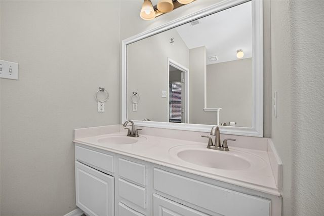 422 Brushy Glen Drive, Houston, TX 77073