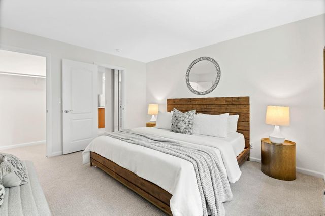 2250 Monroe Street 351, Santa Clara, CA 95050