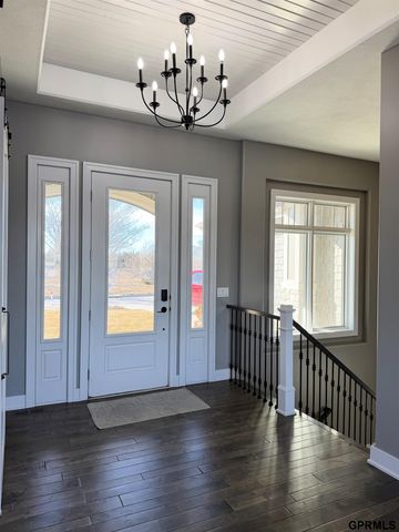 2820 Whitetail Drive Drive, Columbus, NE 68601