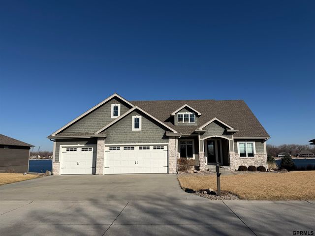 2820 Whitetail Drive Drive, Columbus, NE 68601