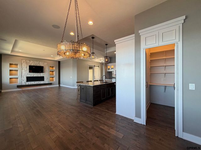 2820 Whitetail Drive Drive, Columbus, NE 68601