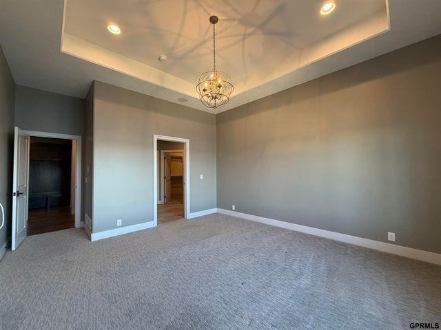 2820 Whitetail Drive Drive, Columbus, NE 68601