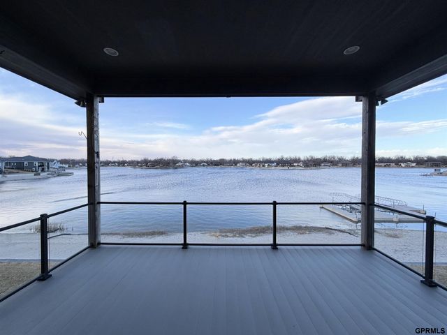 2820 Whitetail Drive Drive, Columbus, NE 68601