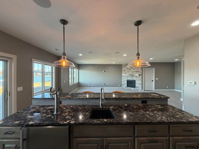 2820 Whitetail Drive Drive, Columbus, NE 68601