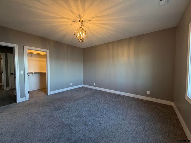 2820 Whitetail Drive Drive, Columbus, NE 68601