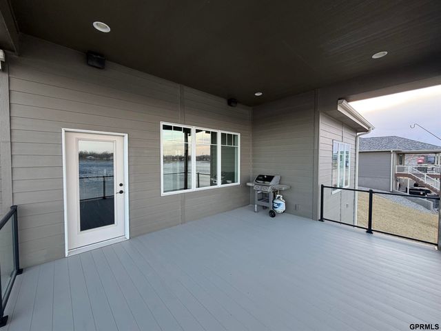 2820 Whitetail Drive Drive, Columbus, NE 68601