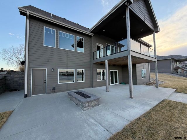 2820 Whitetail Drive Drive, Columbus, NE 68601