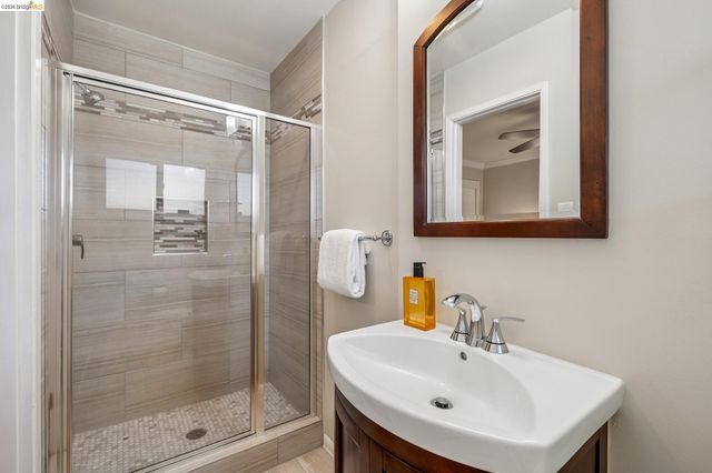 4074 Poplar Ave, Concord, CA 94521