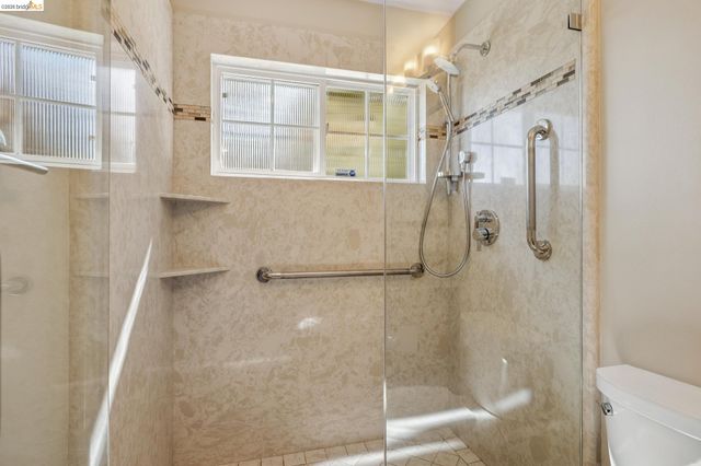 4074 Poplar Ave, Concord, CA 94521