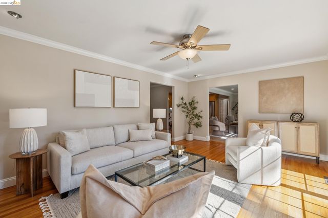 4074 Poplar Ave, Concord, CA 94521