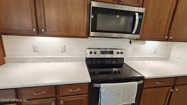 352 RAMBLING BROOK Trail, St. Johns, FL 32259