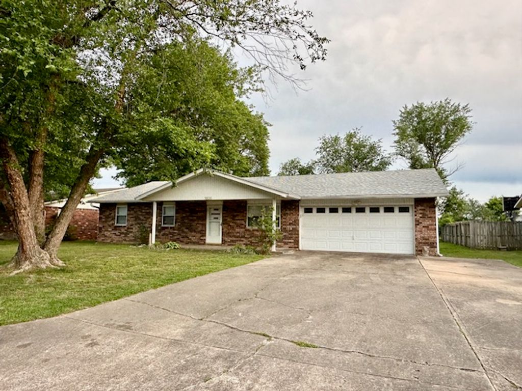 3505 Harvo Circle, Springdale, AR 72762