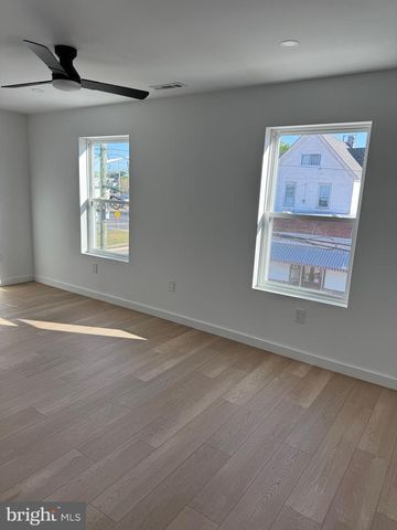 22 PINE ST, Westville, NJ 08093