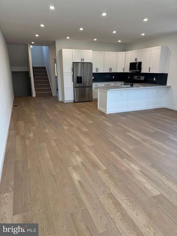 22 PINE ST, Westville, NJ 08093