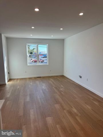 22 PINE ST, Westville, NJ 08093