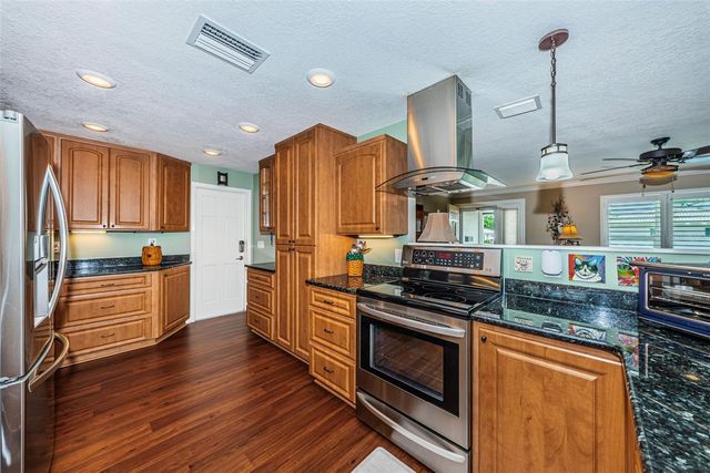 4286 96TH AVENUE N, Pinellas Park, FL 33782