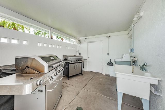 4286 96TH AVENUE N, Pinellas Park, FL 33782