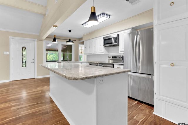 211 Hideaway Lane Central, Hideaway, TX 75771