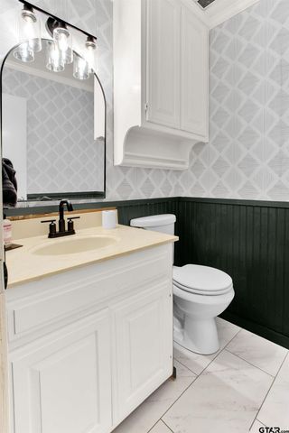 211 Hideaway Lane Central, Hideaway, TX 75771