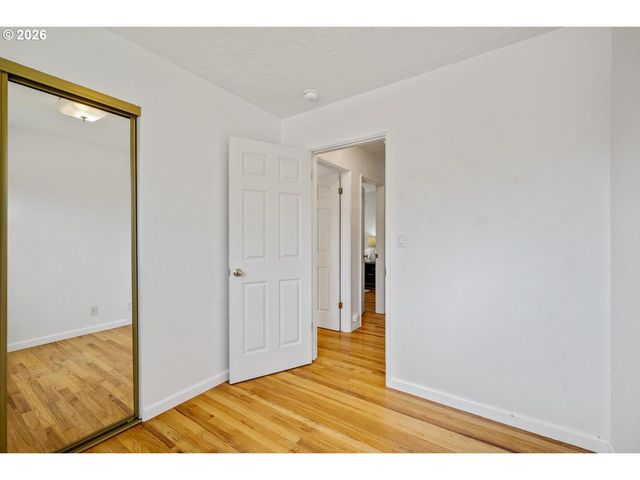 8909 N DRUMMOND Ave, Portland, OR 97217